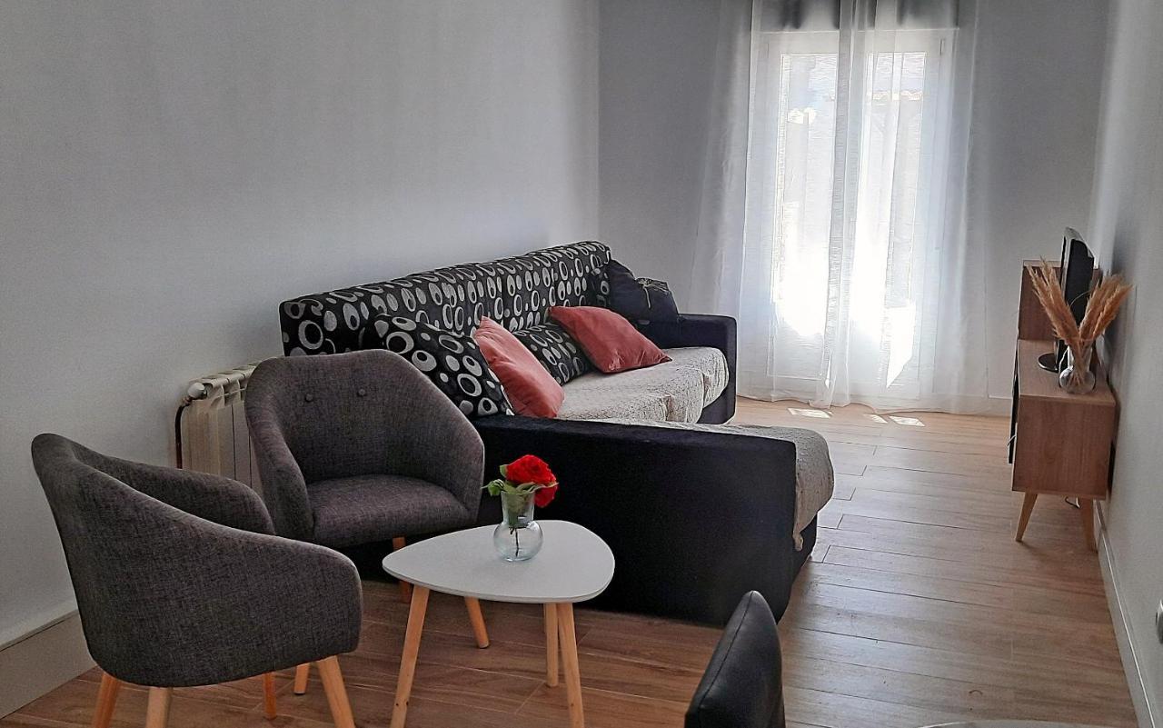 Kataenea. Apartamento En El Prepirineo Navarro. Naturaleza Aoiz Buitenkant foto