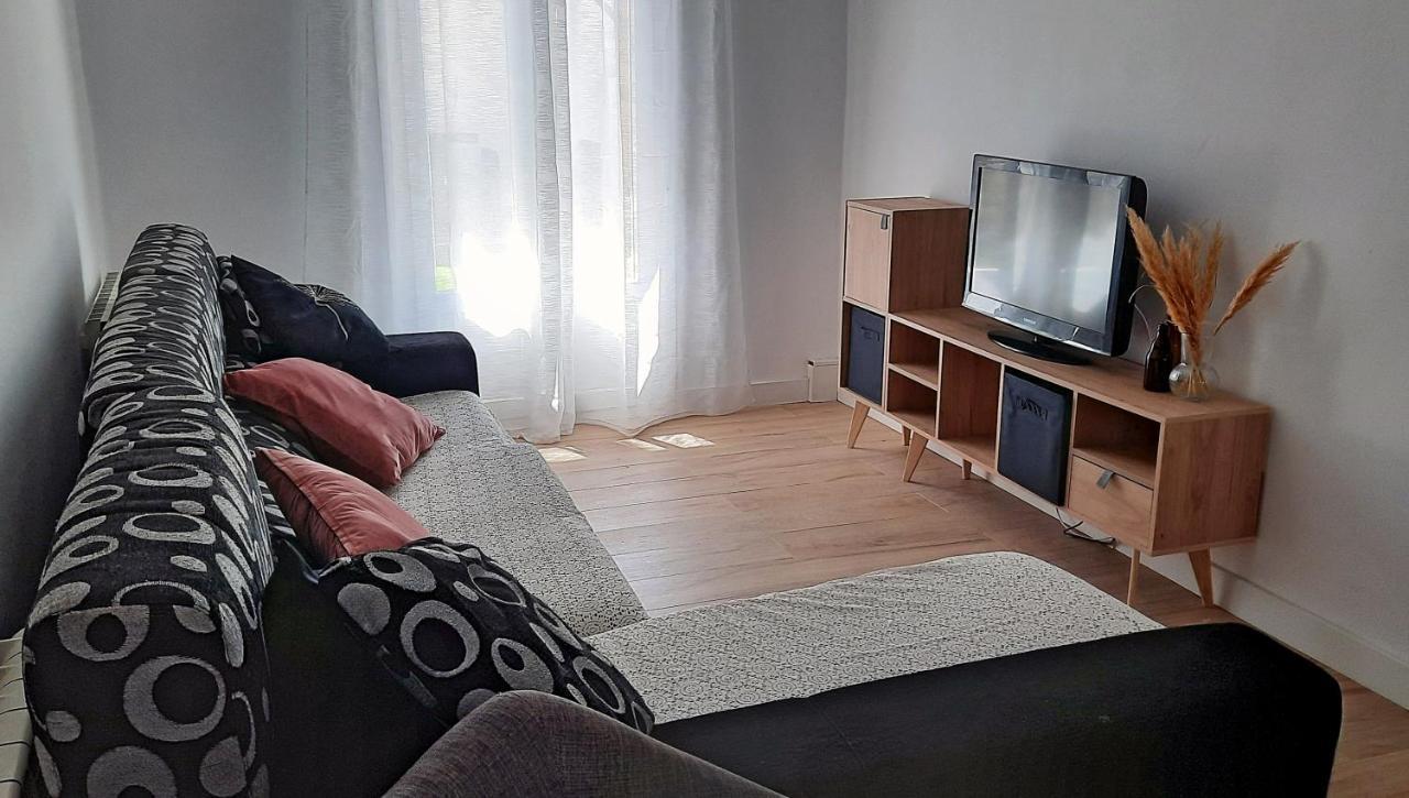 Kataenea. Apartamento En El Prepirineo Navarro. Naturaleza Aoiz Buitenkant foto